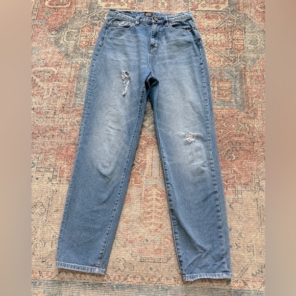 Urban Outfitters Denim - BDG Mom High Rise Jeans/Medium Distressed Wash/Size 28